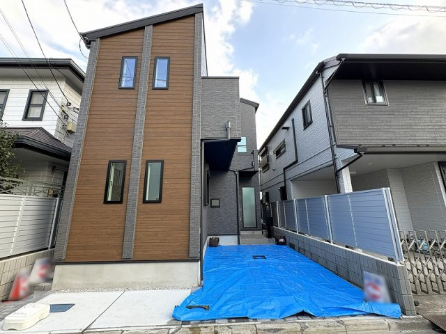 【外観】 | 練馬区石神井町8丁目　新築一戸建住宅　全1棟　(保谷店) | （2026年3月）撮影／都心部へ好アクセス　豊かな住環境
