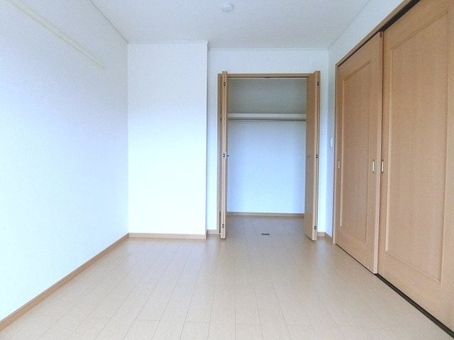 ラブリーメゾンヒノキＢの収納