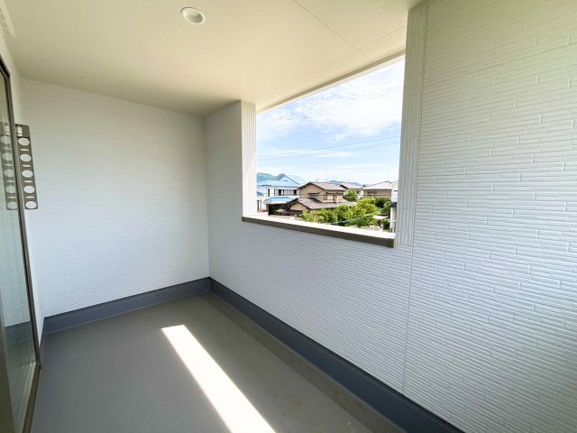 福津市西福間3丁目　1号棟のバルコニー