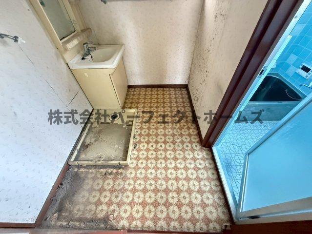 茄子作1丁目戸建　賃貸の洗面所|スペースが確保できる洗面所です