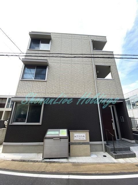 鎌倉市台のアパートの外観