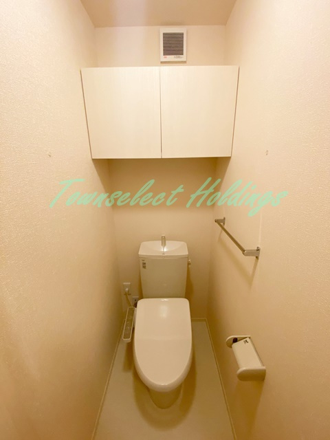 鎌倉市台のアパートのトイレ