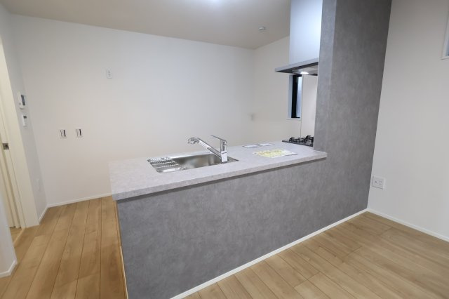 《仲介手数料無料》北区宮原町４丁目63-5新築一戸建てケイアイグレイスのキッチン