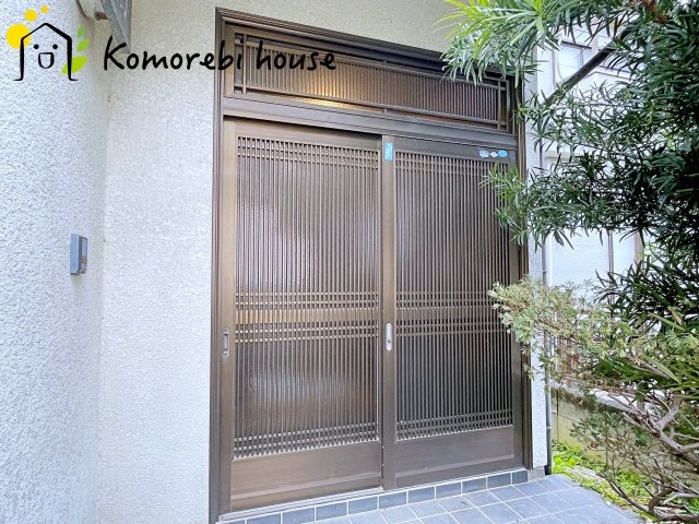 KEM鴻巣箕田　1期　中古戸建の玄関|26.3.27　撮影済み