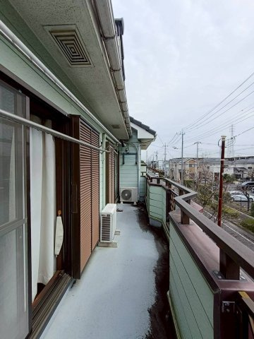 八潮市　緑町2丁目　中古戸建のバルコニー|暖かな日差しのふりそそぐバルコニー