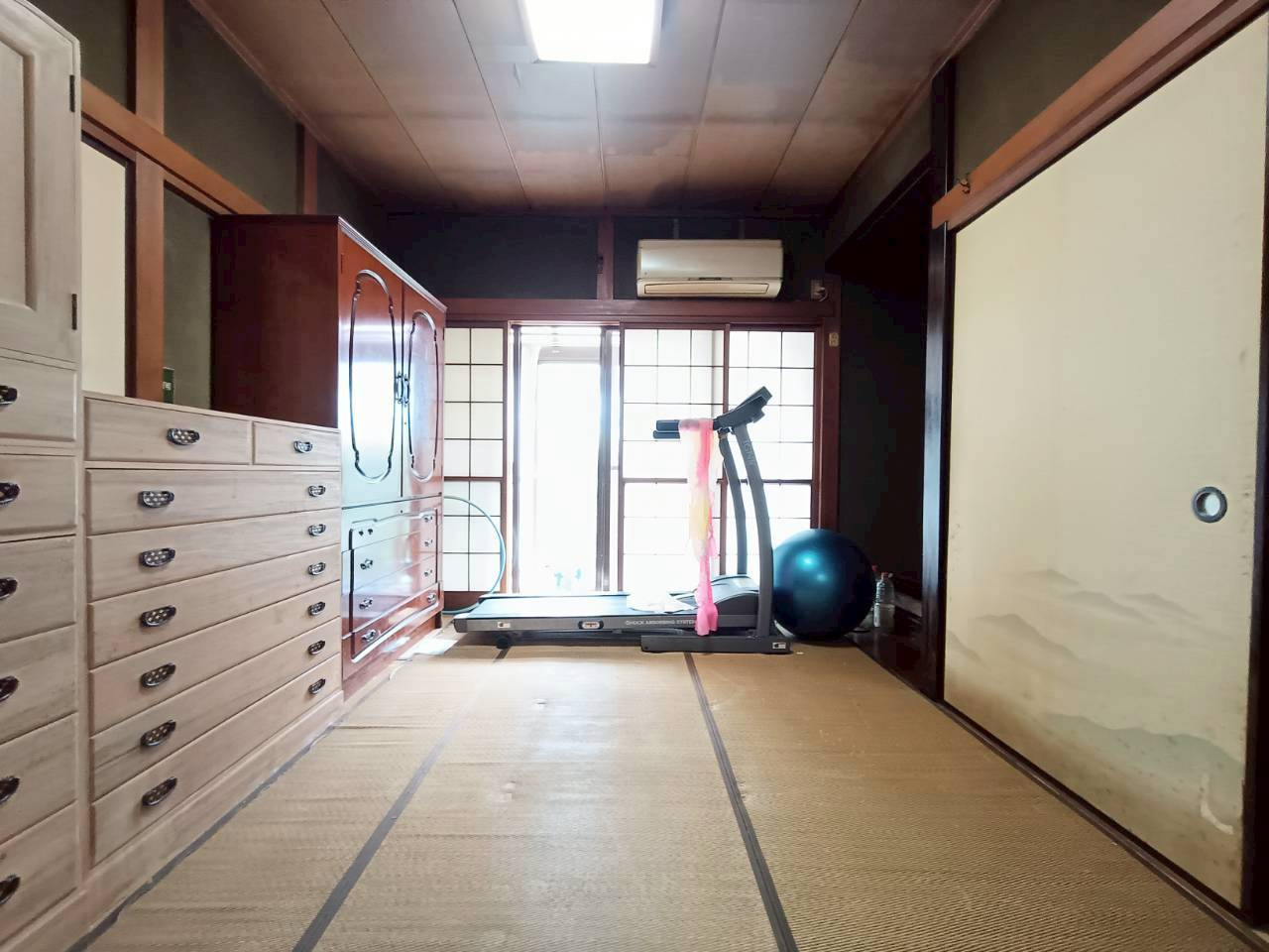八潮市　緑町2丁目　中古戸建の和室|畳の上でゆっくりとくつろげる和室です