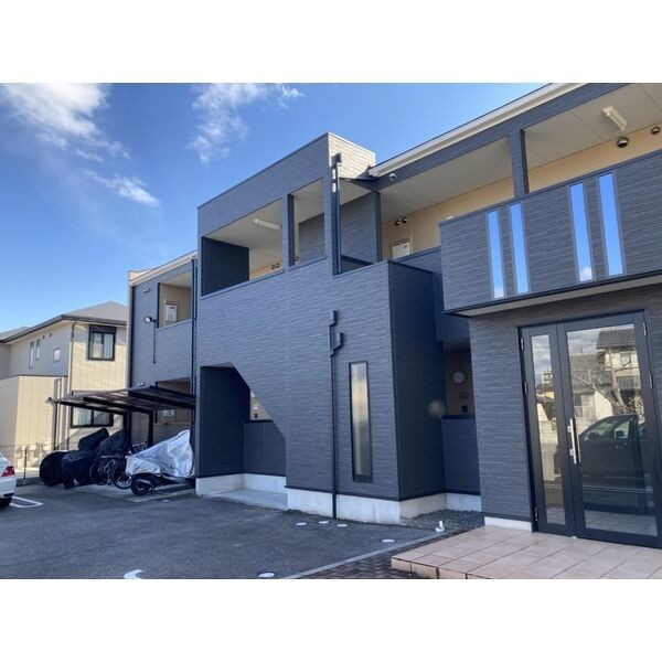 Ｃｏｍｆｏｒｔ　Ｐｌａｃｅの外観