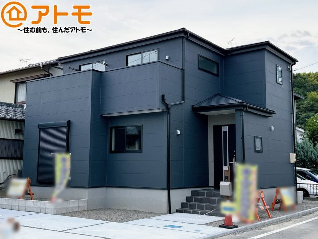 【外観】 | 藤枝市時ケ谷　新築戸建　全1棟 | どっしりとした外観は安心感のあるマイホームを実感できますね♪