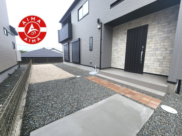 福岡市東区美和台5丁目第2-3棟（2号棟）の外観|お庭で自由な時間を過ごせます。