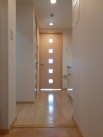 ザ・マンション横須賀の玄関