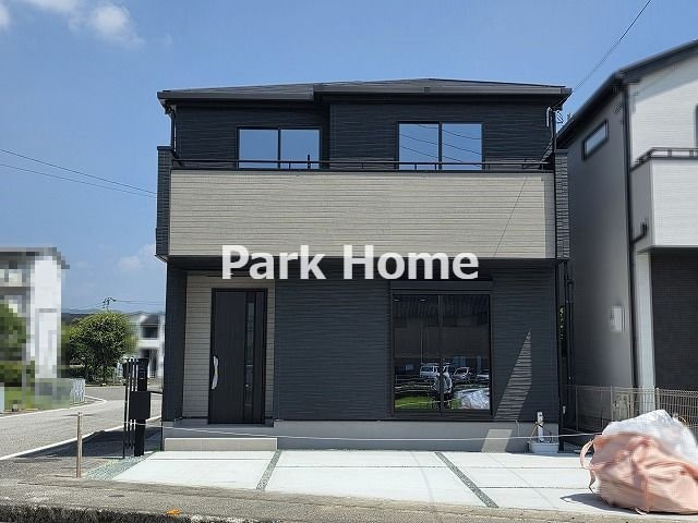 高知市鴨部2丁目 -2期2棟1-新築戸建ての外観|1号地　2026.7月　＊南側からの採光を重視した設計