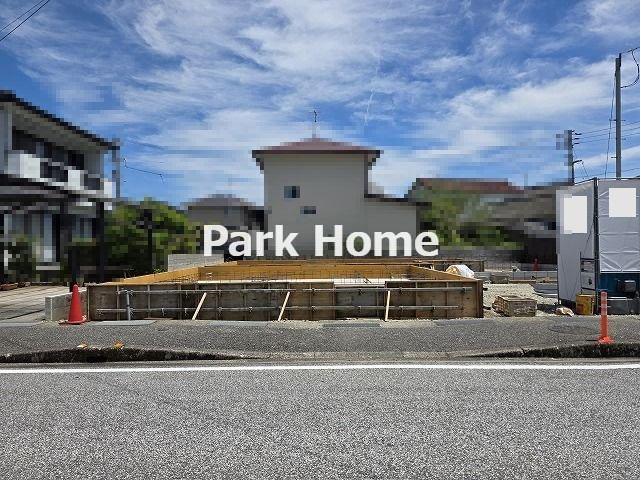 高知市鴨部2丁目 -2期2棟1-新築戸建ての外観|1号地　2026.5月：建築中