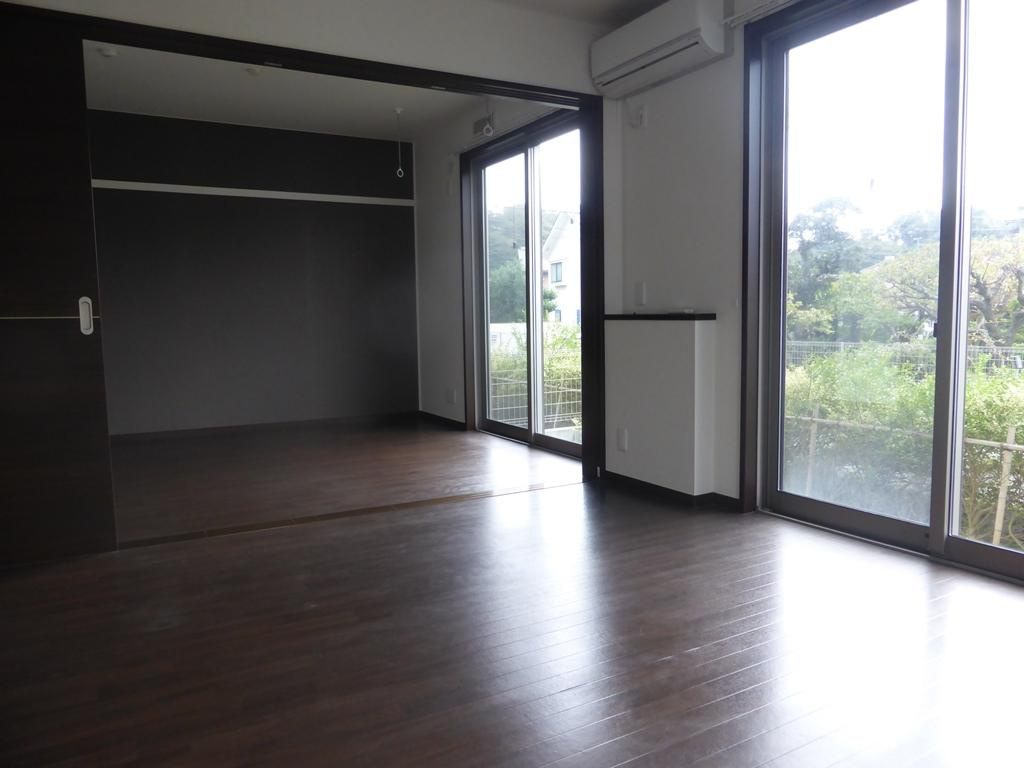 アドマーニの居間・リビング|参考写真