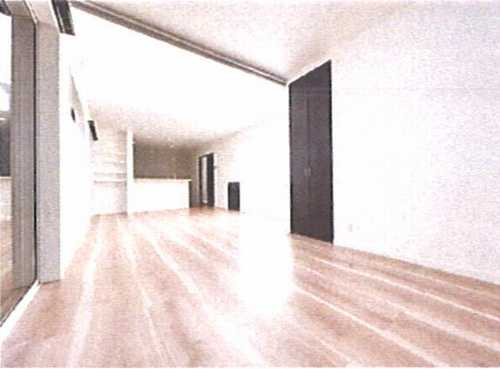 平塚市四之宮2丁目　中古戸建の居間・リビング