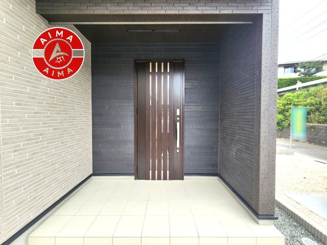 福岡市東区美和台5丁目第2-3棟（3号棟）の玄関|おでかけの時も帰った時も、「我が家」を最初に感じでもらえる素敵な空間に。