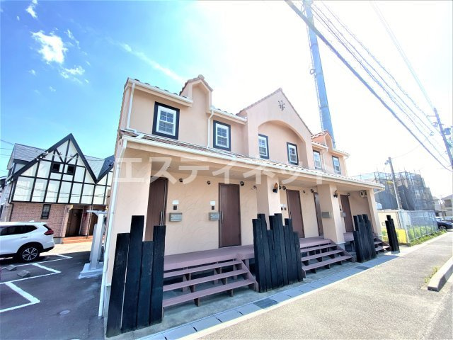 ジュネスコート