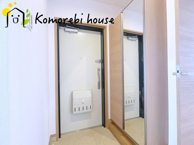 東急ドエルビレジ1号棟の玄関