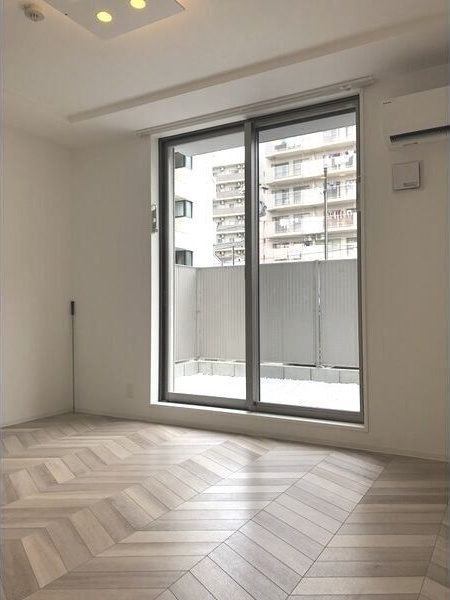 LUORE浄心の居間・リビング