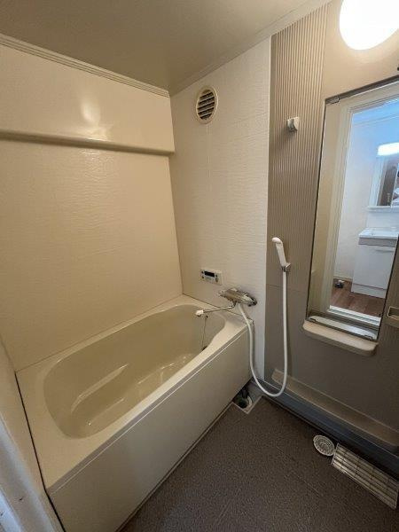 芦屋パインリッチの浴室