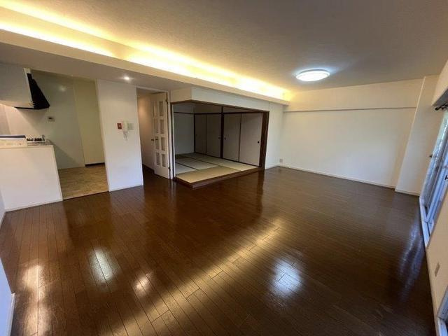 芦屋パインリッチの居間・リビング