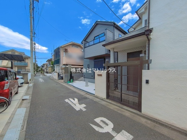 練馬区関町南3丁目　人気エリア　耐震×ZEH水準住宅　限定1棟の前面道路含む現地写真