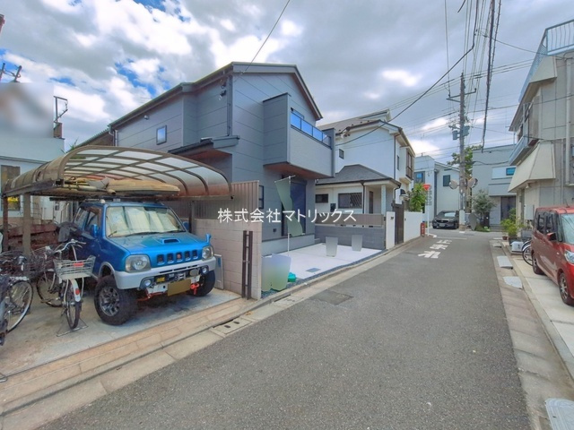 練馬区関町南3丁目　人気エリア　耐震×ZEH水準住宅　限定1棟の前面道路含む現地写真