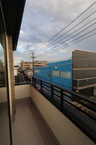 《仲介手数料無料》北区宮原町４丁目63-5新築一戸建てケイアイグレイスのバルコニー