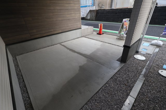 《仲介手数料無料》北区宮原町４丁目63-5新築一戸建てケイアイグレイスの駐車場