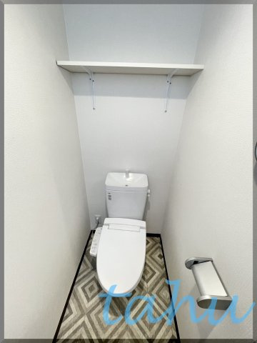 モダンアパートメント高田馬場のトイレ