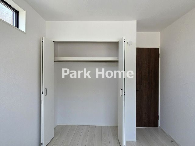 高知市鴨部2丁目 -2期2棟2-新築戸建ての収納|２F:5.25洋室クローゼット（東）