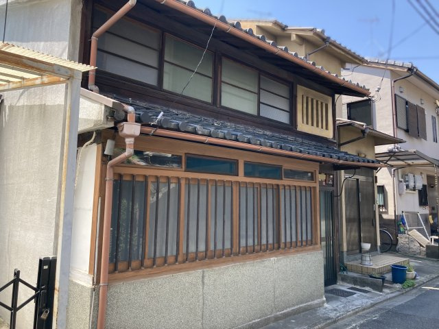 薬園町の外観