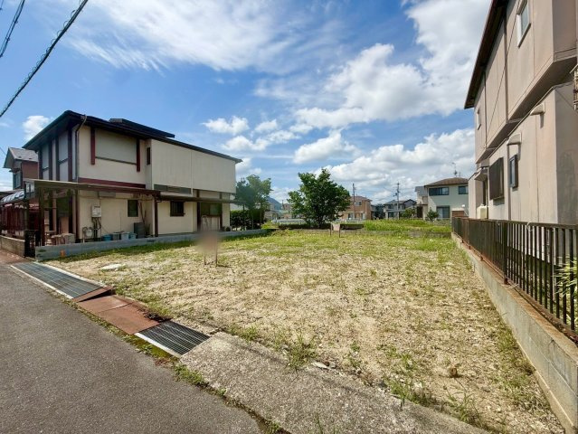 野洲市冨波甲　建築条件無し売土地の外観