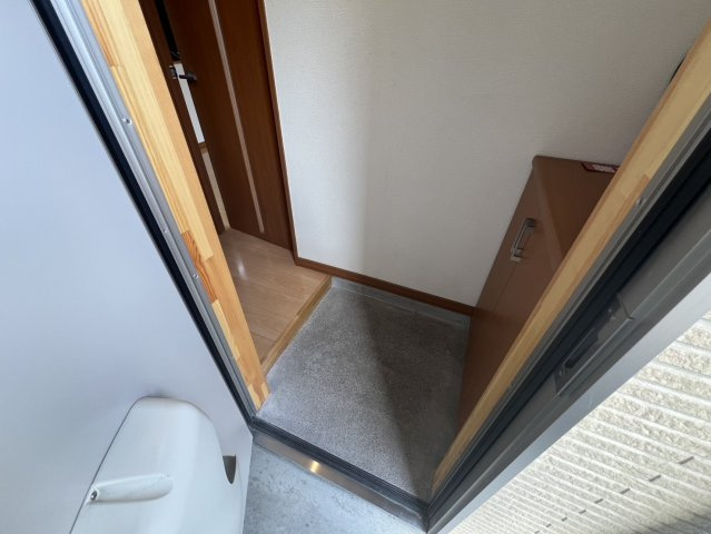 プラシードVの玄関