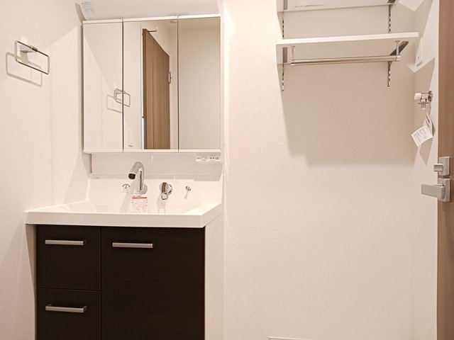 ル・ボートンの洗面所|脱衣スペースもあります