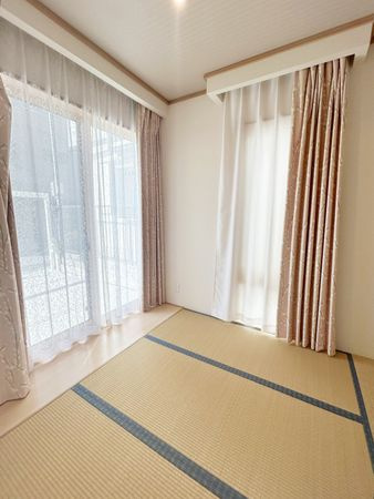 豊中市南桜塚1丁目　　中古戸建の和室|きれいな和室です