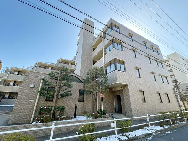 ライオンズヴィアーレ成増の外観|平成９年築・宅配ボックス付きマンション、ライオンズヴィアーレ成増は即日現地案内可能となっておりますので、お気軽にお問い合わせください！