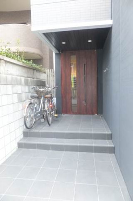 【エントランス】 | レジデンス東雪谷