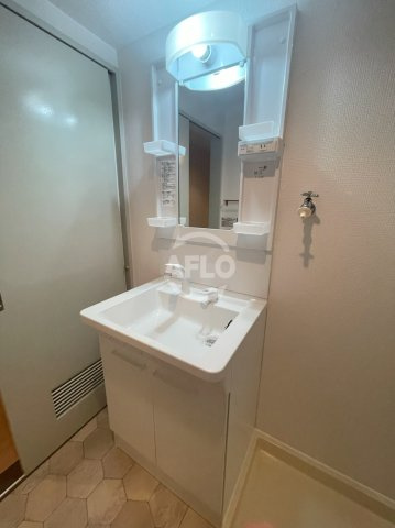 アンボジュール日愛の独立洗面台|アンボジュール日愛　独立洗面