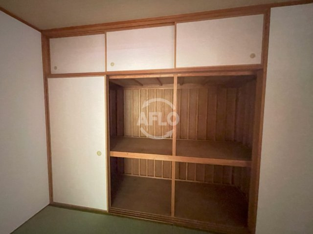 アンボジュール日愛の収納|アンボジュール日愛　押し入れ