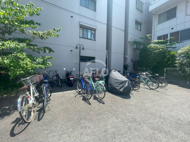 アンボジュール日愛のその他共用部分|アンボジュール日愛　駐輪場