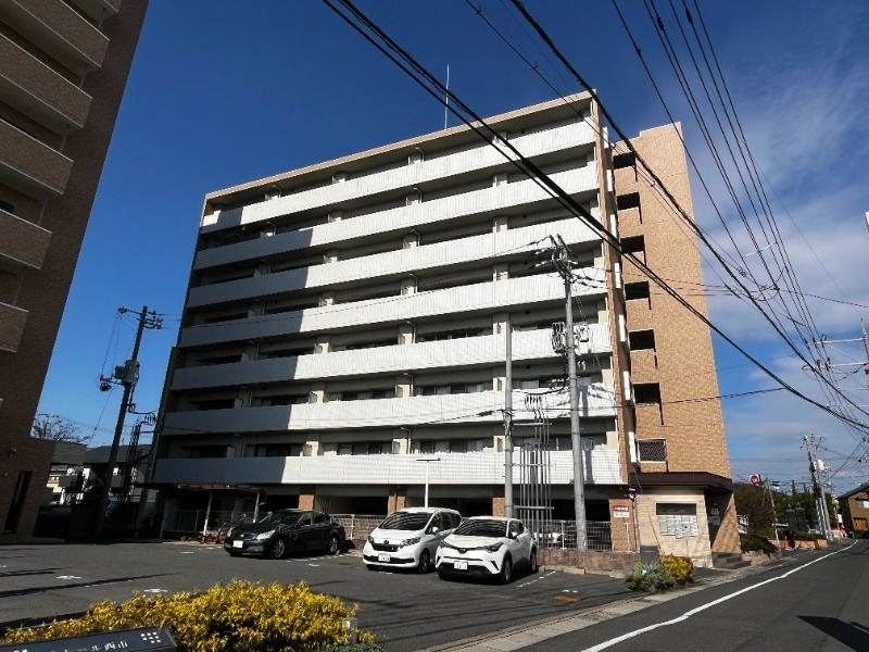 COCO西市の外観