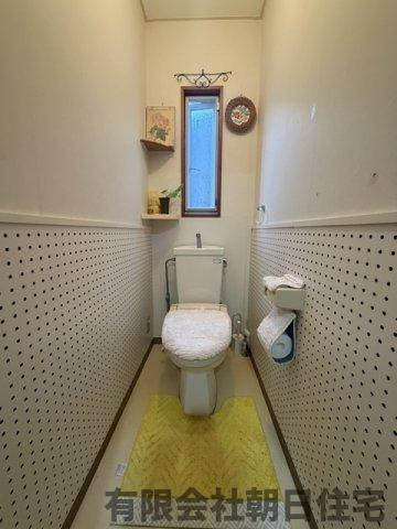 【トイレ】 | うぐいす台中古戸建 | ゆったりとした空間のトイレです