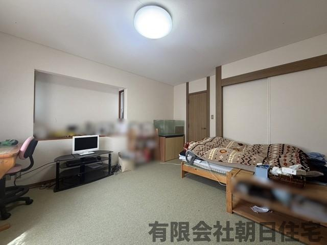 【洋室】 | うぐいす台中古戸建 | 広々とした洋室です