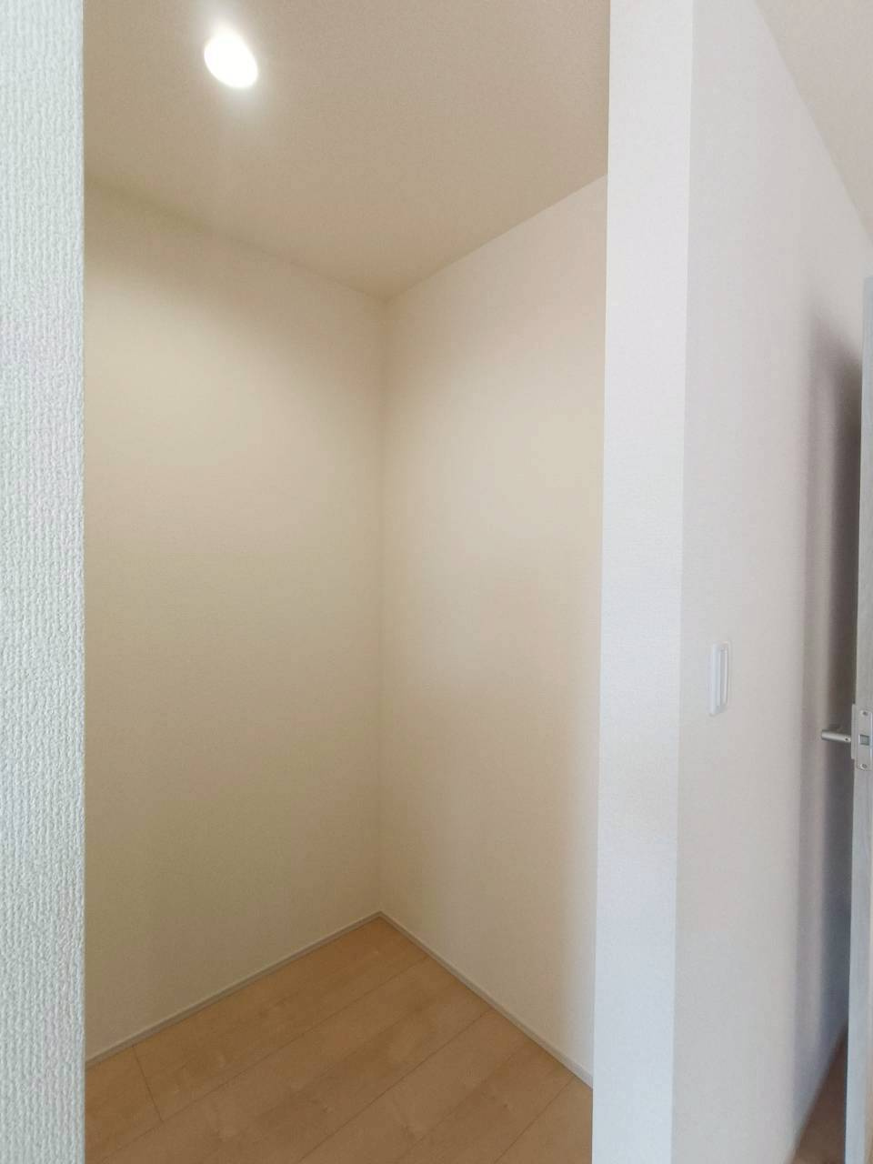 八潮市　西袋　新築戸建　全1棟の収納|大型パントリー