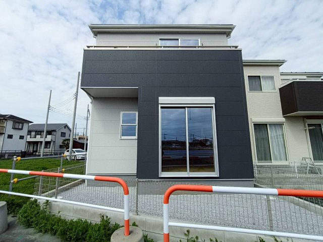 八潮市　西袋　新築戸建　全1棟