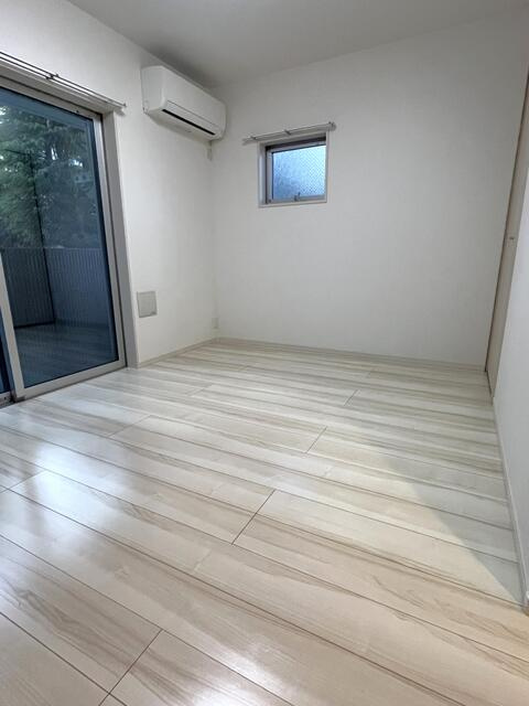 ２面採光で明るい室内