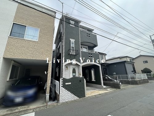 【外観】 | 【仲介手数料０円】海老名市上郷1丁目　中古一戸建て | 海老名市上郷1丁目　中古一戸建て