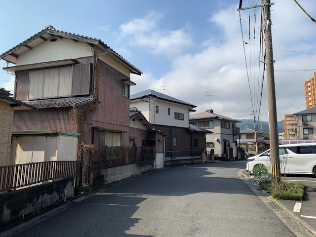 田原一丁目8番18号（B-9）の前面道路含む現地写真
