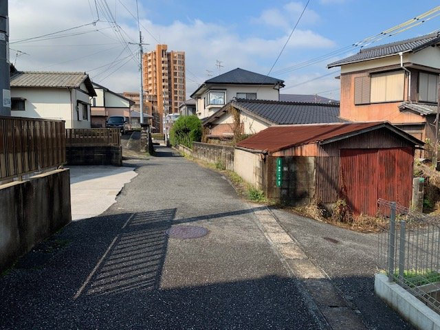 田原一丁目8番18号（B-9）の前面道路含む現地写真