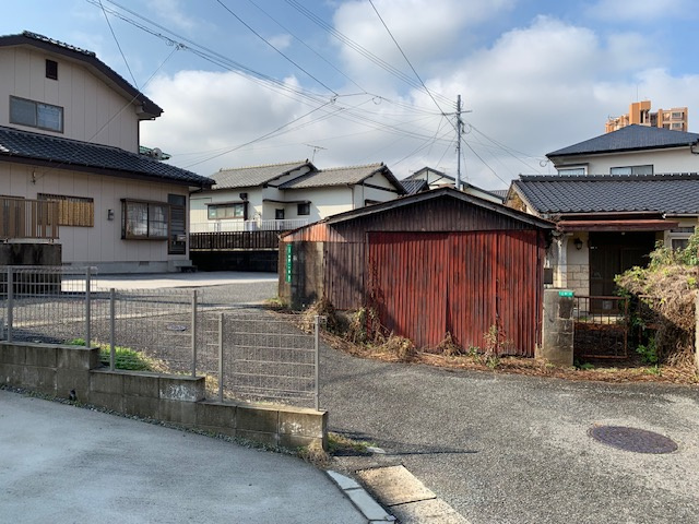 田原一丁目8番18号（B-9）の前面道路含む現地写真